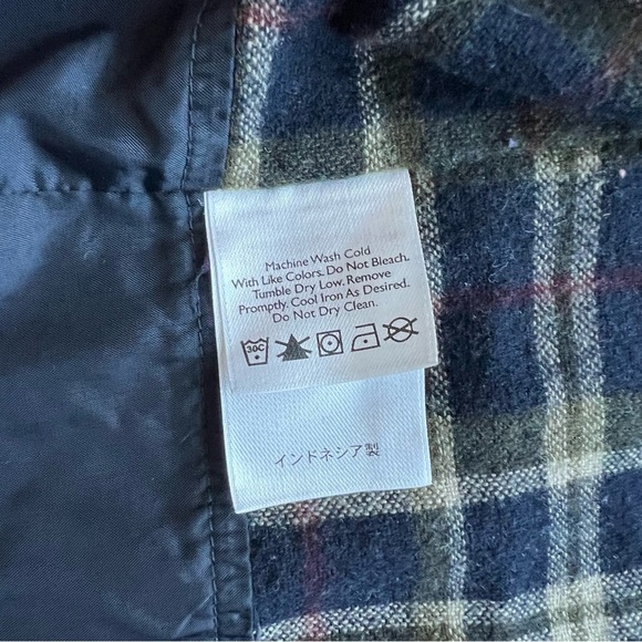 Eddie Bauer Wool Blend Lined Chore Jacket, Burgundy Color, Size Large - Picture 7 of 15